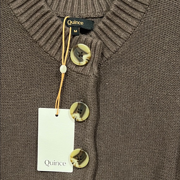 NWT Quince Women's Brown Sweater size M - Picture 2 of 5